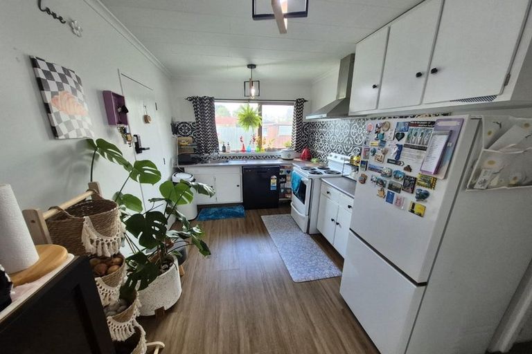 Photo of property in 2/74a Randolph Street, Woolston, Christchurch, 8062