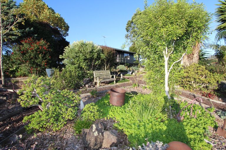Photo of property in 167 Wymer Road, Glenbrook, Waiuku, 2681