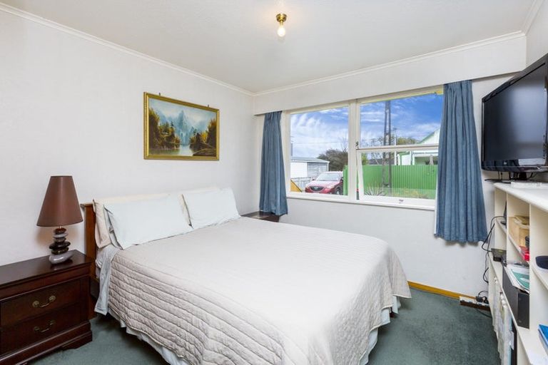 Photo of property in 12a Ebdentown Street, Ebdentown, Upper Hutt, 5018
