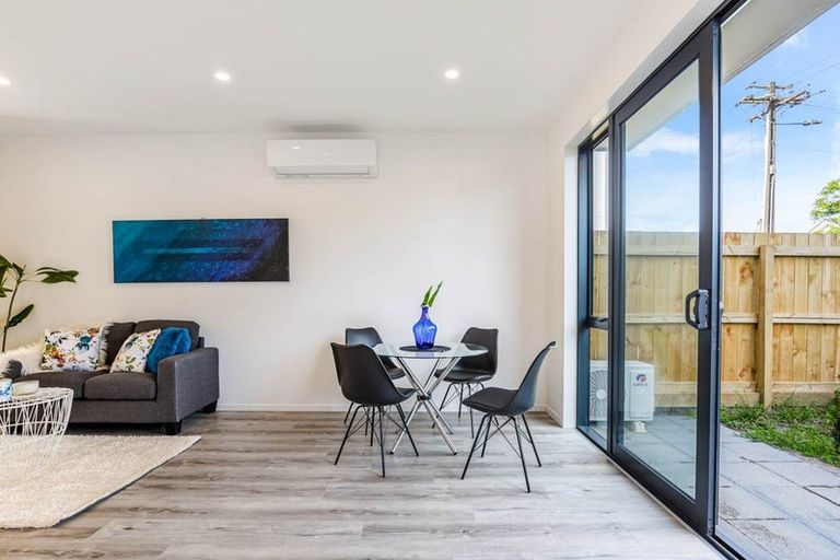 Photo of property in 3/10 Arney Road, Ranui, Auckland, 0612