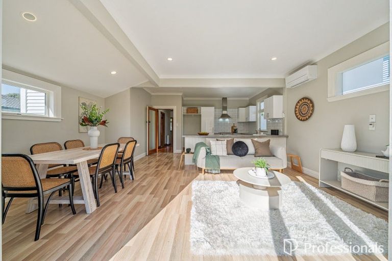 Photo of property in 17 Lincoln Avenue, Epuni, Lower Hutt, 5011