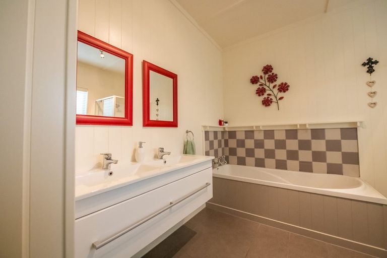 Photo of property in 20 River Terrace, Renwick, 7204