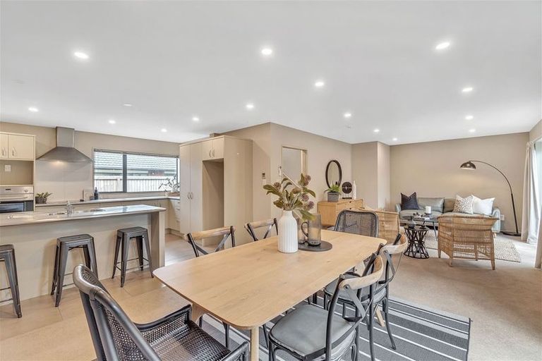 Photo of property in 15a Burdale Street, Riccarton, Christchurch, 8011