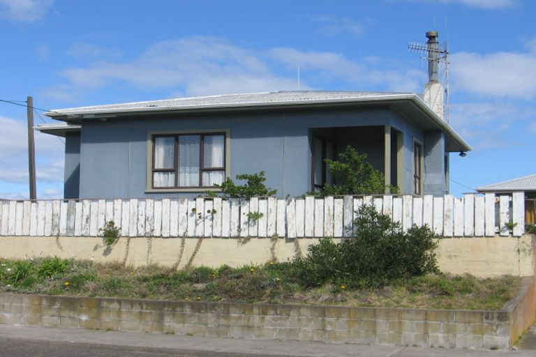 Photo of property in 86 Seabury Avenue, Foxton Beach, Foxton, 4815
