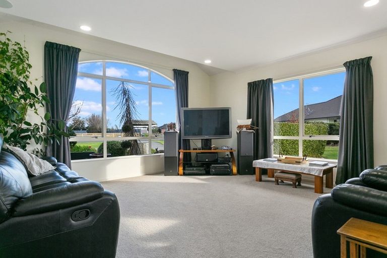 Photo of property in 12 Shadbolt Drive, Leamington, Cambridge, 3432