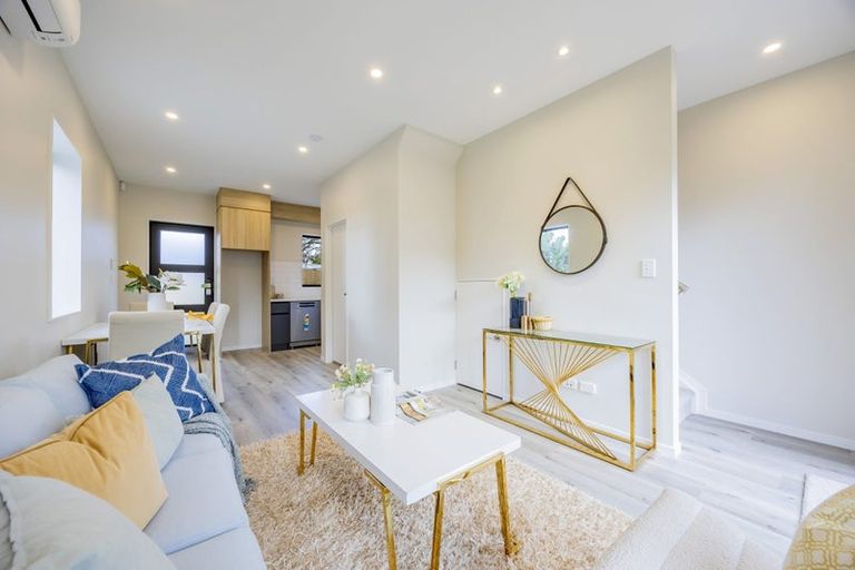 Photo of property in 14d Durham Street, Te Atatu Peninsula, Auckland, 0610