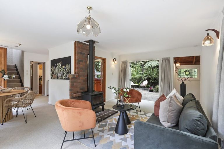 Photo of property in 34 Wood Bay Road, Titirangi, Auckland, 0604