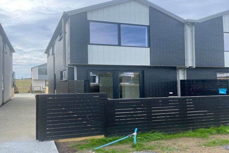 Photo of property in 9/21 Makomako Drive, Orewa, 0931