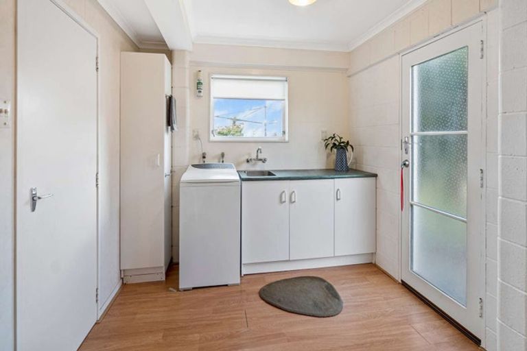 Photo of property in 11 Highfield Crescent, Brookfield, Tauranga, 3110