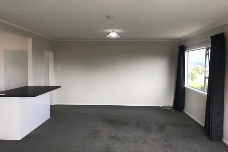 Photo of property in 59 Baylands Drive, Newlands, Wellington, 6037