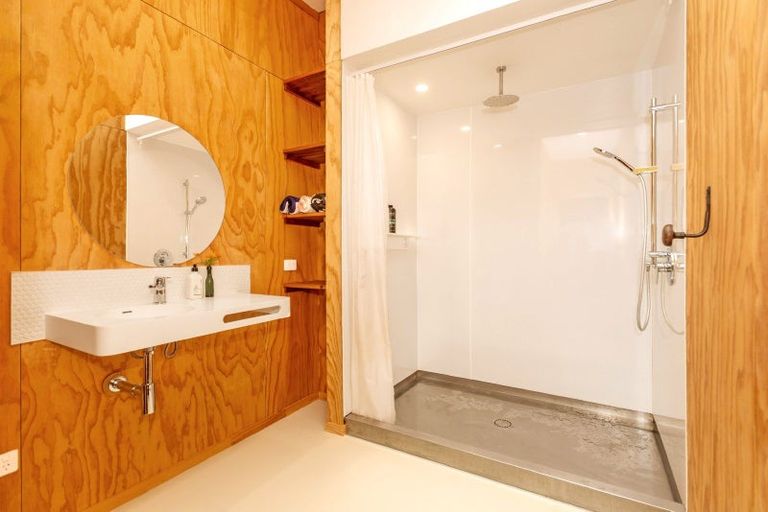 Photo of property in 1266 Wharerata Road, Muriwai, Gisborne, 4072