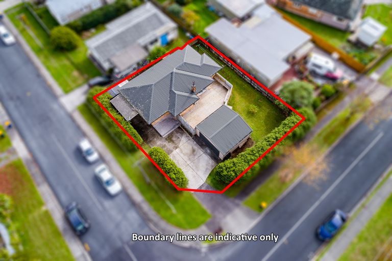 Photo of property in 330 Glengarry Road, Glen Eden, Auckland, 0602