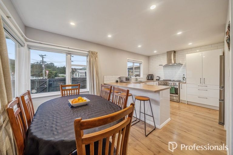 Photo of property in 2 Short Street, Wainuiomata, Lower Hutt, 5014