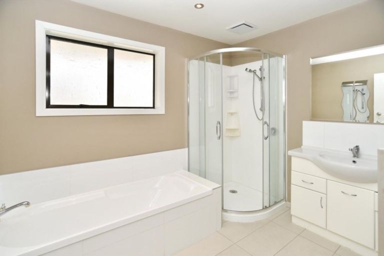 Photo of property in 12 Mayo Place, Belfast, Christchurch, 8051