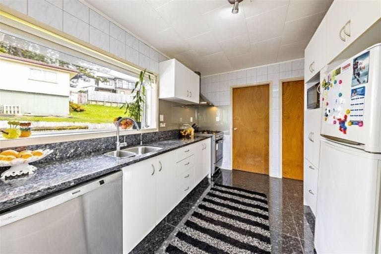 Photo of property in 9 Beaufort Place, Papatoetoe, Auckland, 2025