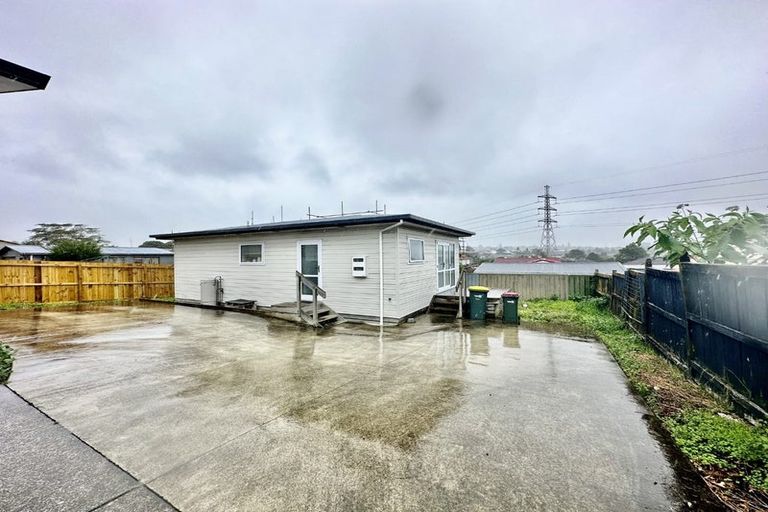 Photo of property in 103 Flat Bush Road, Clover Park, Auckland, 2023