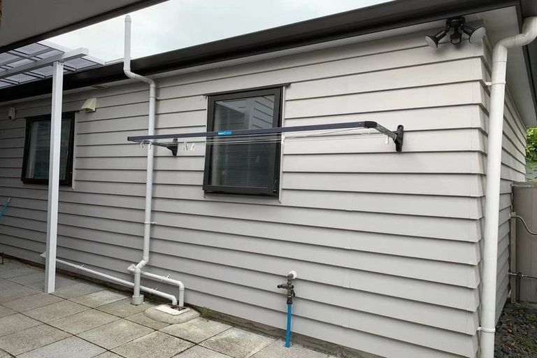 Photo of property in 5 Lexington Drive, Botany Downs, Auckland, 2010