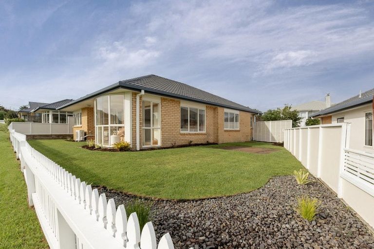 Photo of property in 28b Pemberton Crescent, Greerton, Tauranga, 3112