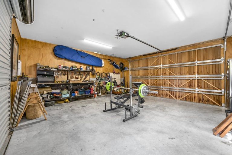 Photo of property in 7 Kanuka Close, Waikanae, 5036