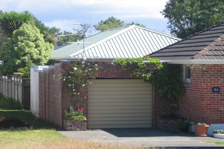 Photo of property in 24 Koromiko Street, New Lynn, Auckland, 0600