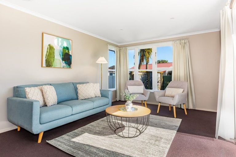 Photo of property in 4a Hollard Grove, Avalon, Lower Hutt, 5011