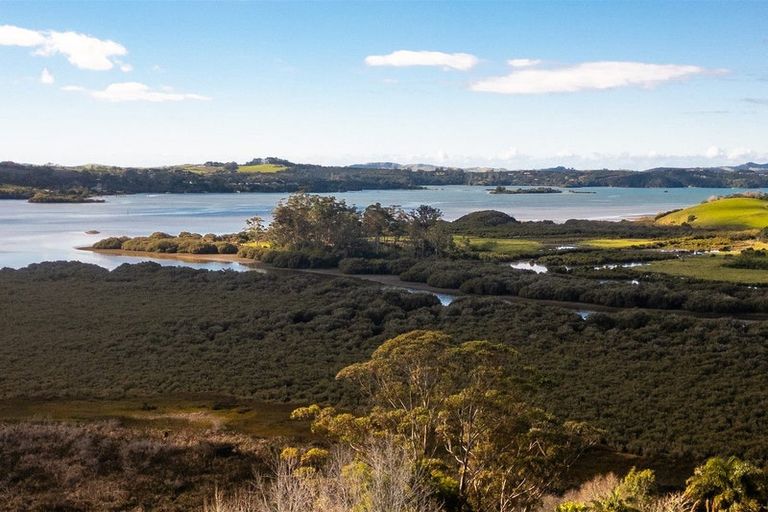 Photo of property in 307 Kerikeri Inlet Road, Kerikeri, 0230