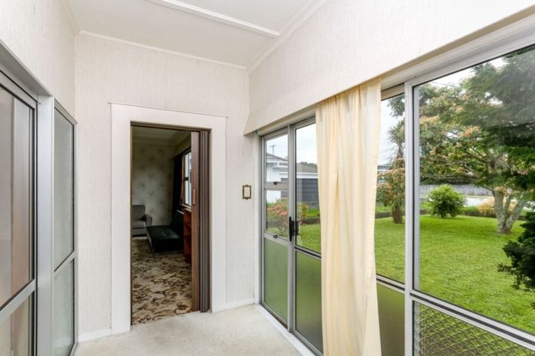 Photo of property in 125 Govett Avenue, Frankleigh Park, New Plymouth, 4310