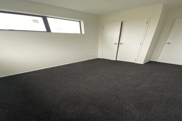 Photo of property in 22e Tui Crescent, Manurewa, Auckland, 2102