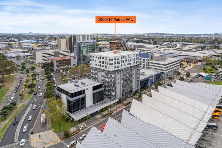 Photo of property in Twin Towers, 811/17 Putney Way, Manukau, Auckland, 2104