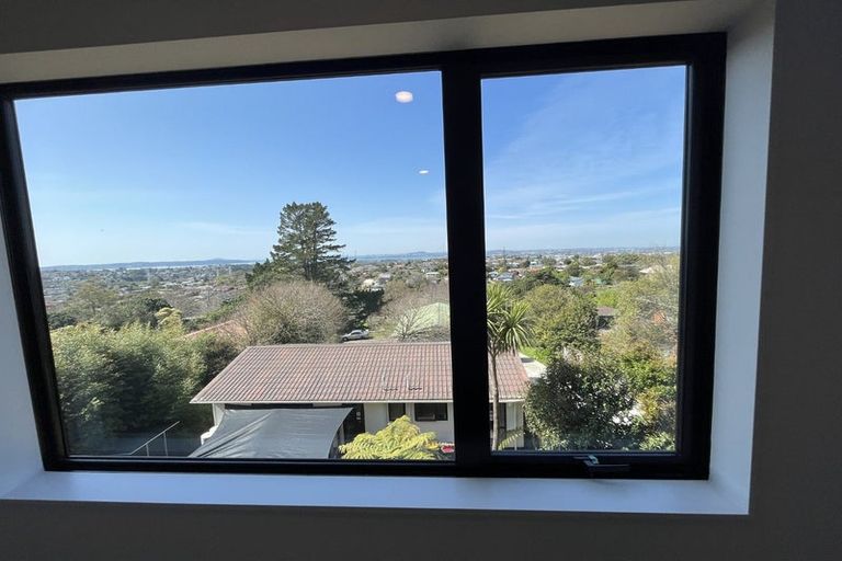 Photo of property in 17/241 Don Buck Road, Massey, Auckland, 0614