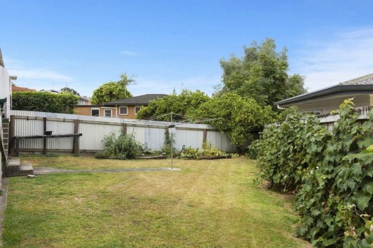 Photo of property in 1 Highfield Crescent, Brookfield, Tauranga, 3110