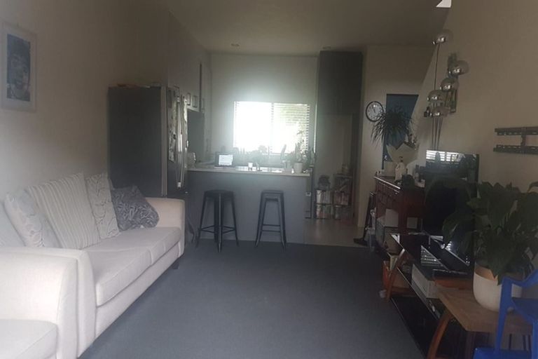 Photo of property in 5 Albizia Avenue, Henderson, Auckland, 0612