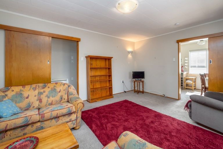 Photo of property in 5a Fairbrother Street, Carterton, 5713