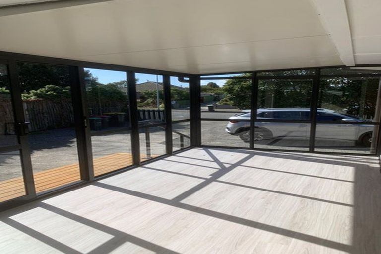 Photo of property in 43 Blankney Street, Hornby, Christchurch, 8042