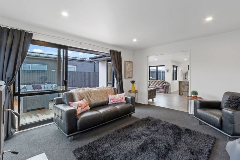 Photo of property in 118 Georgina Street, Marshland, Christchurch, 8083