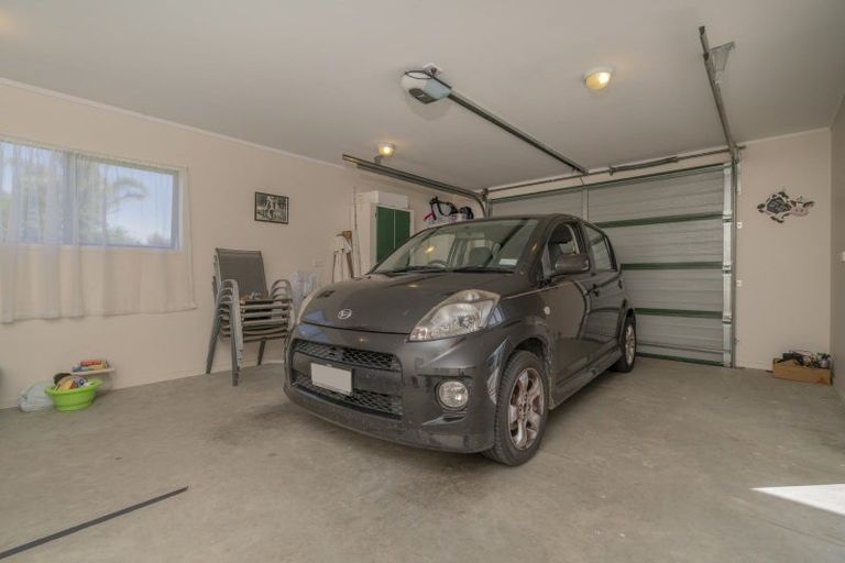 Photo of property in 31 Whitby Avenue, Whitianga, 3510