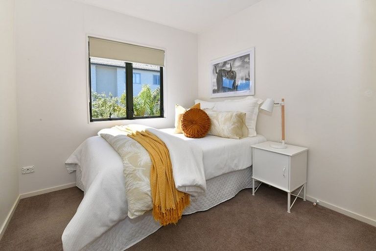 Photo of property in 41/22 Northcross Drive, Oteha, Auckland, 0632