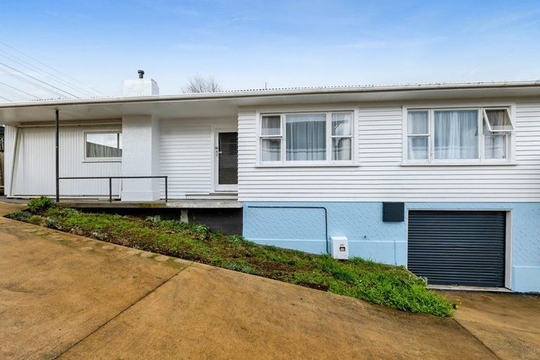Photo of property in 134 Brooklands Road, Brooklands, New Plymouth, 4310