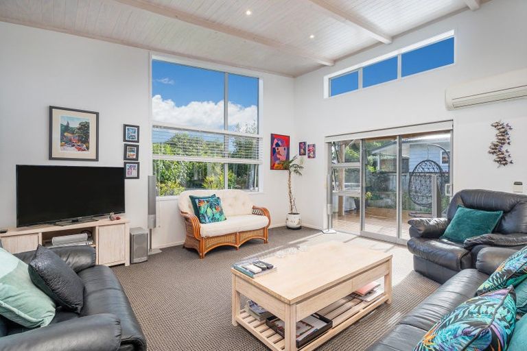 Photo of property in 36 Oyster Drive, Cooks Beach, Whitianga, 3591