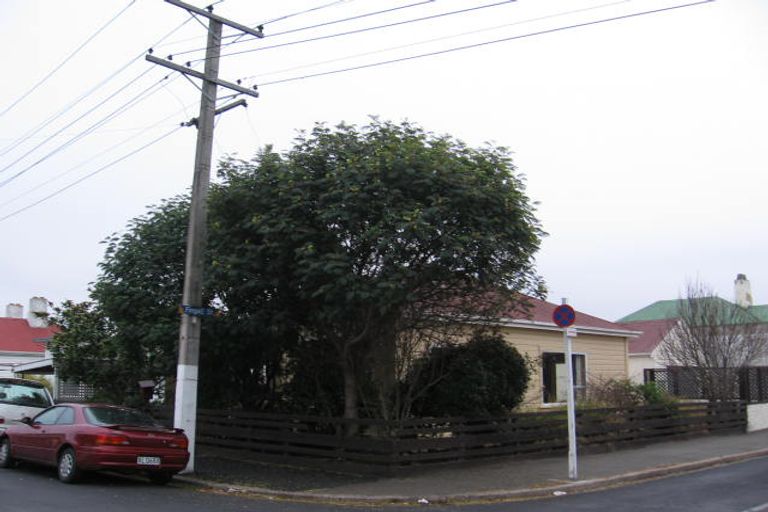 Photo of property in 70 Oxford Street, South Dunedin, Dunedin, 9012