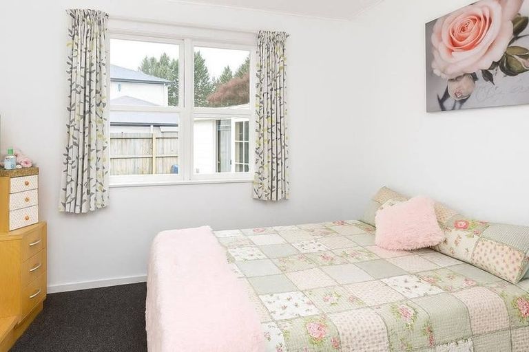 Photo of property in 62 Southsea Crescent, Silverdale, Hamilton, 3216