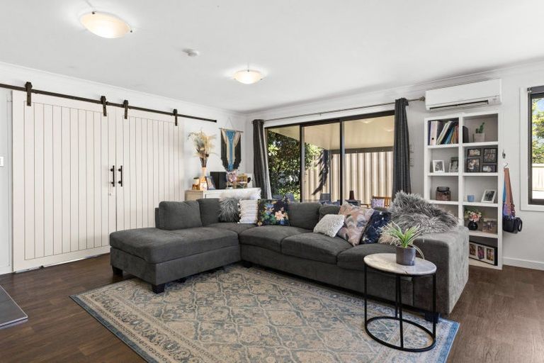 Photo of property in 402 Main North Road, Bay View, Napier, 4104