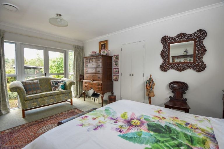 Photo of property in 60 Charles Street, Carterton, 5713