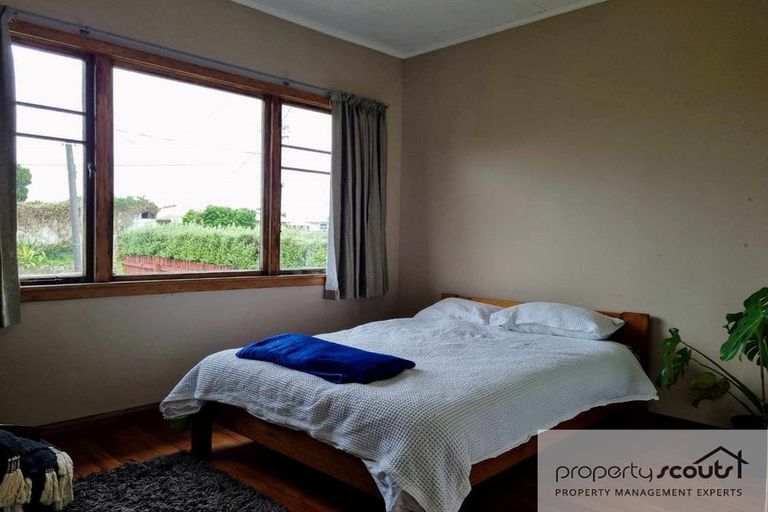 Photo of property in 292 Huatoki Street, Upper Vogeltown, New Plymouth, 4310