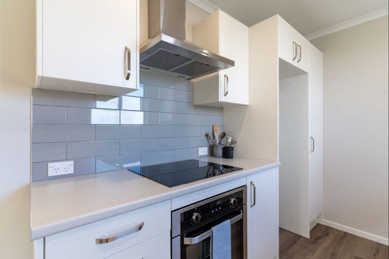 Photo of property in 219b Park Street, Winton, 9720