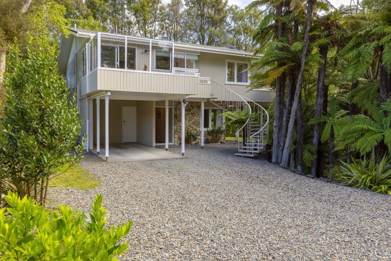 Photo of property in 45 Ingle Avenue, Waipahihi, Taupo, 3330