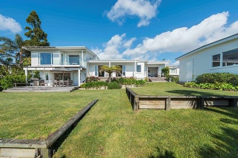 Photo of property in 52a Penzance Road, Mairangi Bay, Auckland, 0630