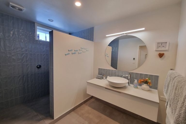 Photo of property in 66 Harbour View Road, Point Wells, Warkworth, 0986