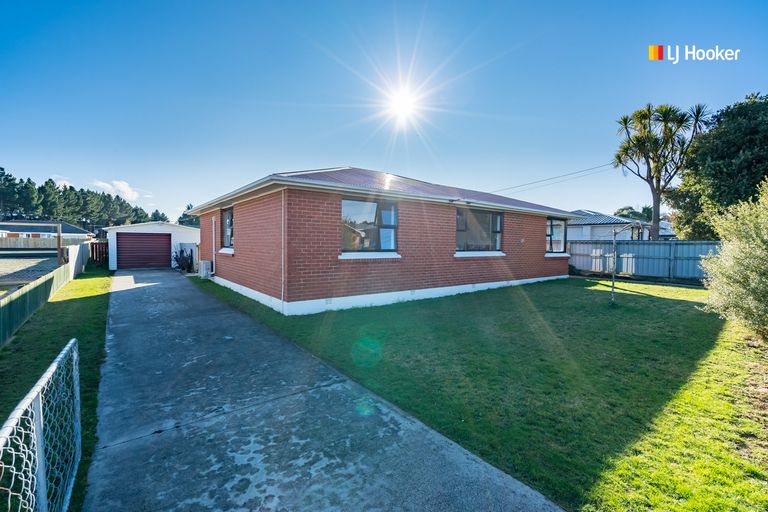 Photo of property in 35 Delta Drive, Waldronville, Dunedin, 9018