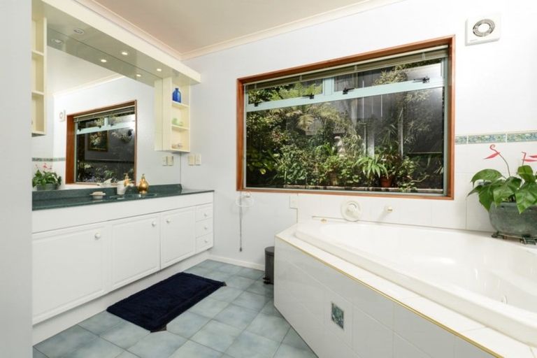 Photo of property in 248 Grandview Road, Western Heights, Hamilton, 3200